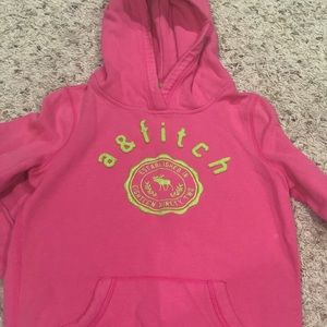 Pull over hoodie